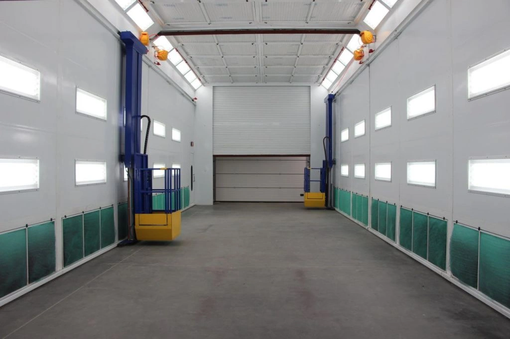 Зона внутри окрасочно-сушильной камеры закрытого типа