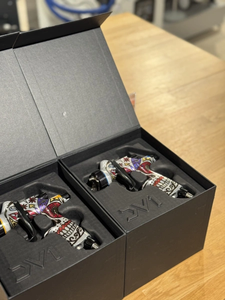 краскопульт devilbiss dv1-c-000-13wri-c1+ calavera лимитированная версия для лака
