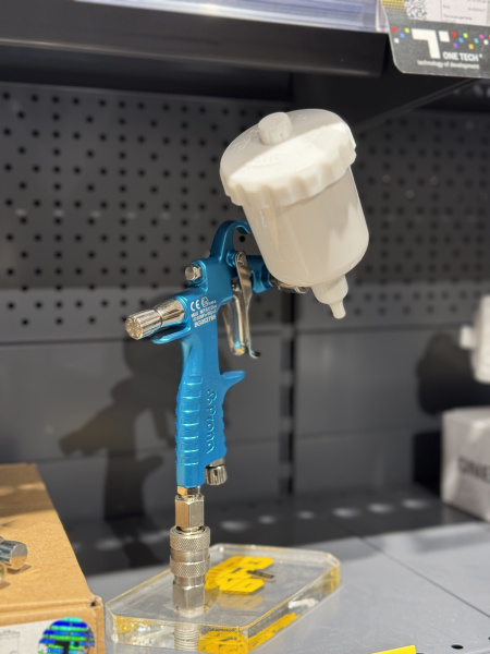 ручной пневматический мини-краскораспылитель onetech nt-400r, бачок 150мл, голова 08r, сопло 0,8мм