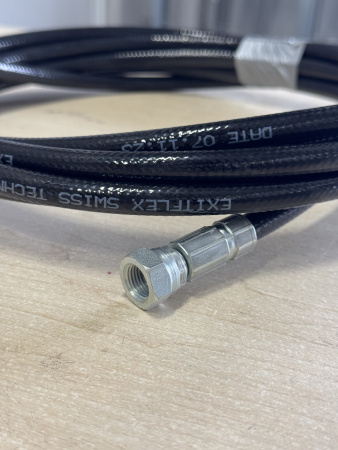 шланг материальный 20 бар, 5 м., 1/4" bsp(f) x 3/8" bsp (f) onetech nt03a-fp07